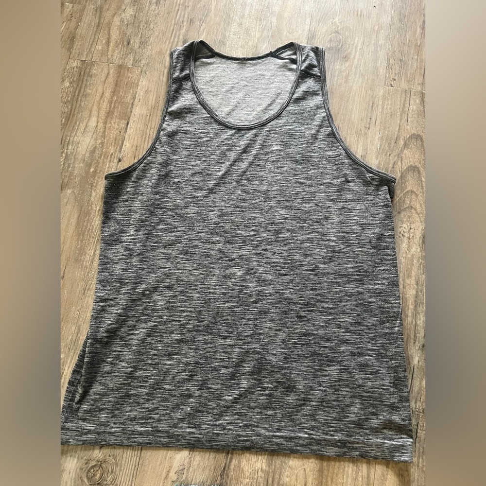 Y-Shirt lululemon gray size M for men’s